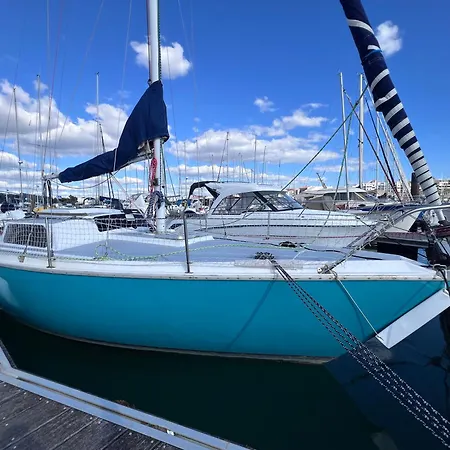 Voilier Bateau * Rochefort